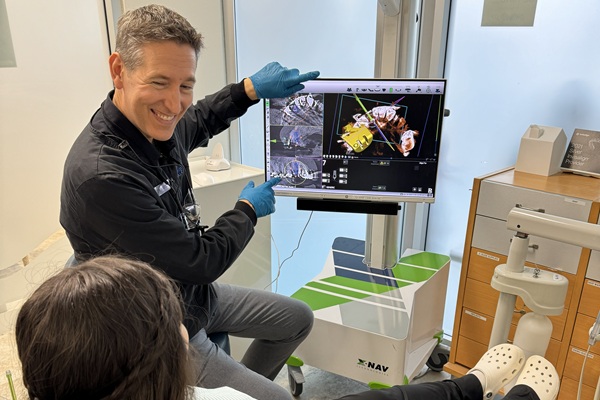 Certified Invisalign Dentists Vs  Online Aligners: What???s The Difference?